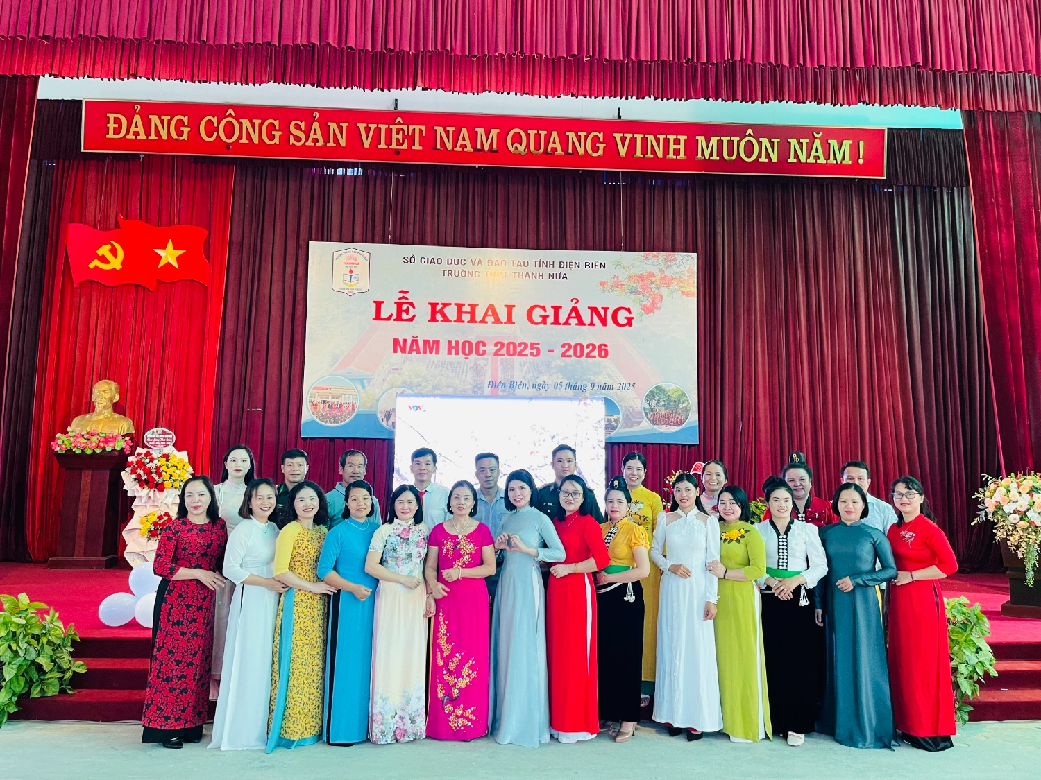 ảnh tập thể